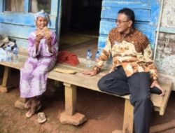 Bupati Herdiat, Bantu Rumah Mak Unamah di Cikoneng Ciamis Direnovasi Rp20 Juta