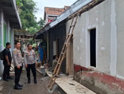 Wakapolres Tasikmalaya Kota Tinjau Progres Bedah Rumah di Cipari, Komitmen Polri untuk Kesejahteraan Masyarakat