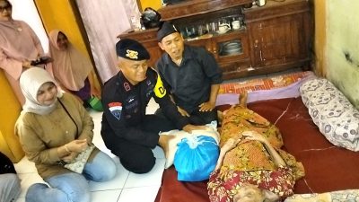 Brimob Polda Jabar dan Durian Kujang Wujudkan Kepedulian Sosial Lewat Program “BRIMOB NYAAH KA INDUNG” di Ciamis