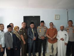 Kapolres Tasikmalaya Kota Serahkan Kunci Bedah Rumah di Hari Bhayangkara ke-79